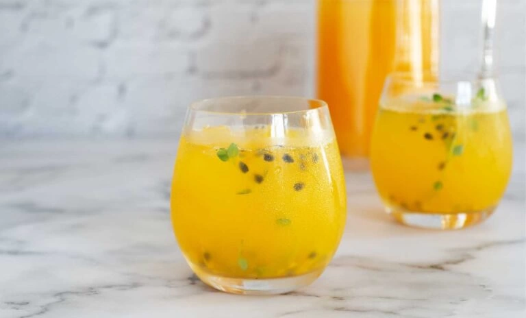 Agua de Maracuyá Agua de Maracuyá